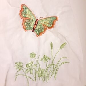 Embroidered Vintage Linen Napkins Towels